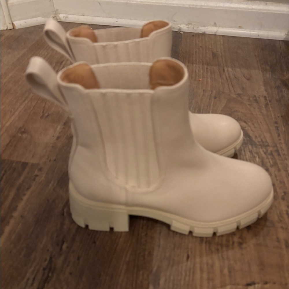 Off White ZBY Platform Lug Sole Boots - Size 7
